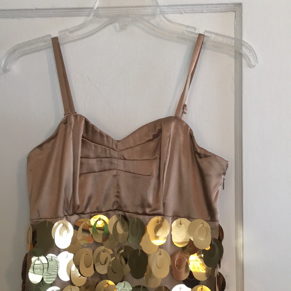 Gold express party dress!! - Picture 2 of 4